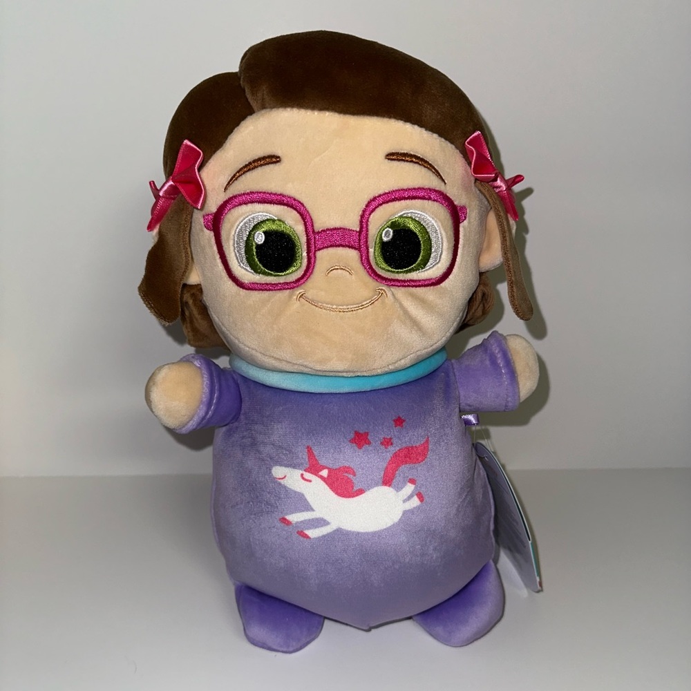 Cocomelon & Friends!  Bella The Hugmee Squishmallow 11" !